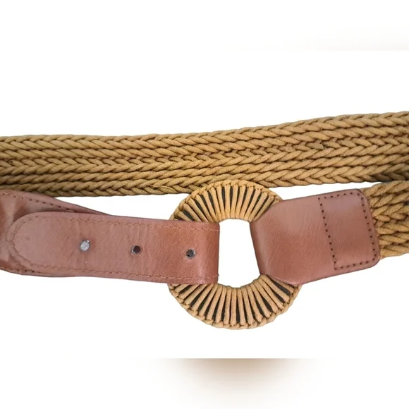 Braided rope circle round buckle ladies belt coastal BOHO brown weave S-M - Picture 2 of 4